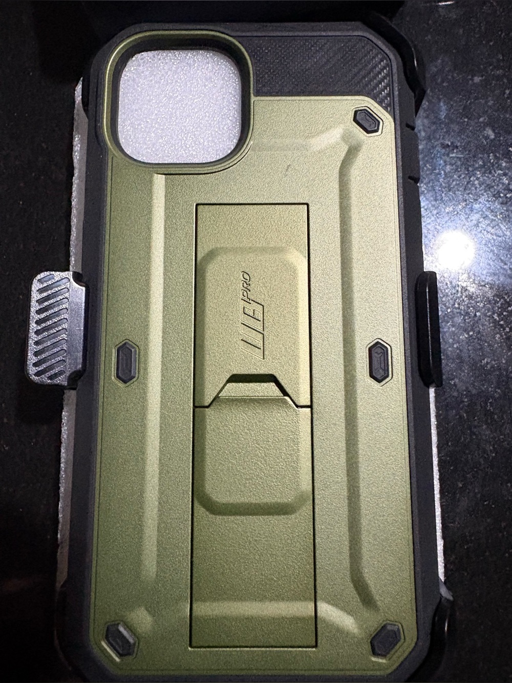 Brand New Iphone 15 Phone Case (Still in Box)